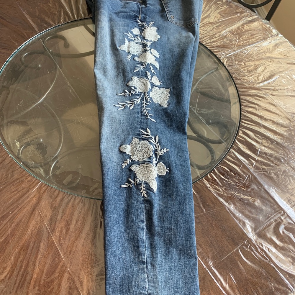 Women’s jeans - Picture 3 of 5